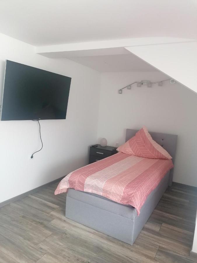Ferienwohnung Andreea Sarrelouis Extérieur photo
